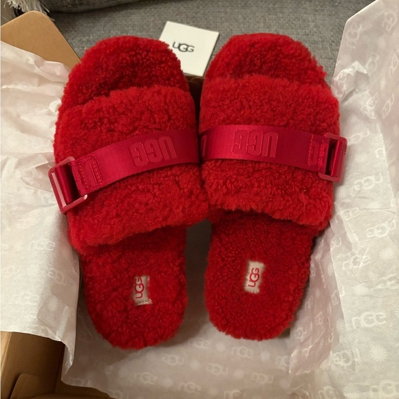BNWT UGG Fluffita Platform Slides – Red – Size 9 - Picture 12 of 14